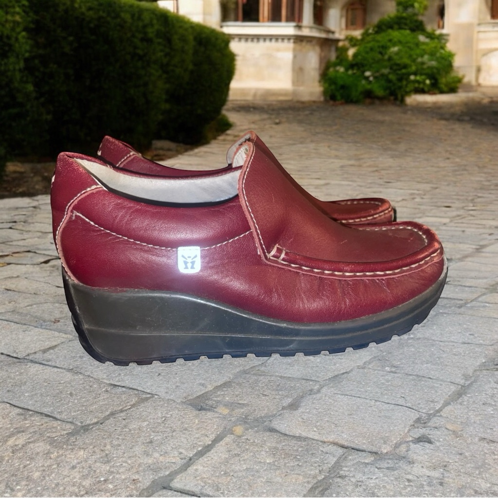 Mag Brand Women’s Comfort Walking Shoes Burgundy Leather Sz 35 Eu 4.5 Us # 4904